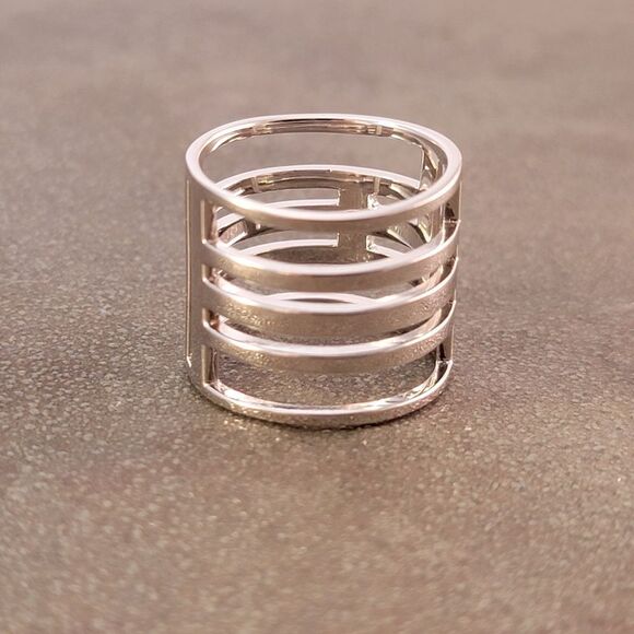 New Elle Sterling Silver Modern Openwork Bands Statement Ring - Picture 6 of 10